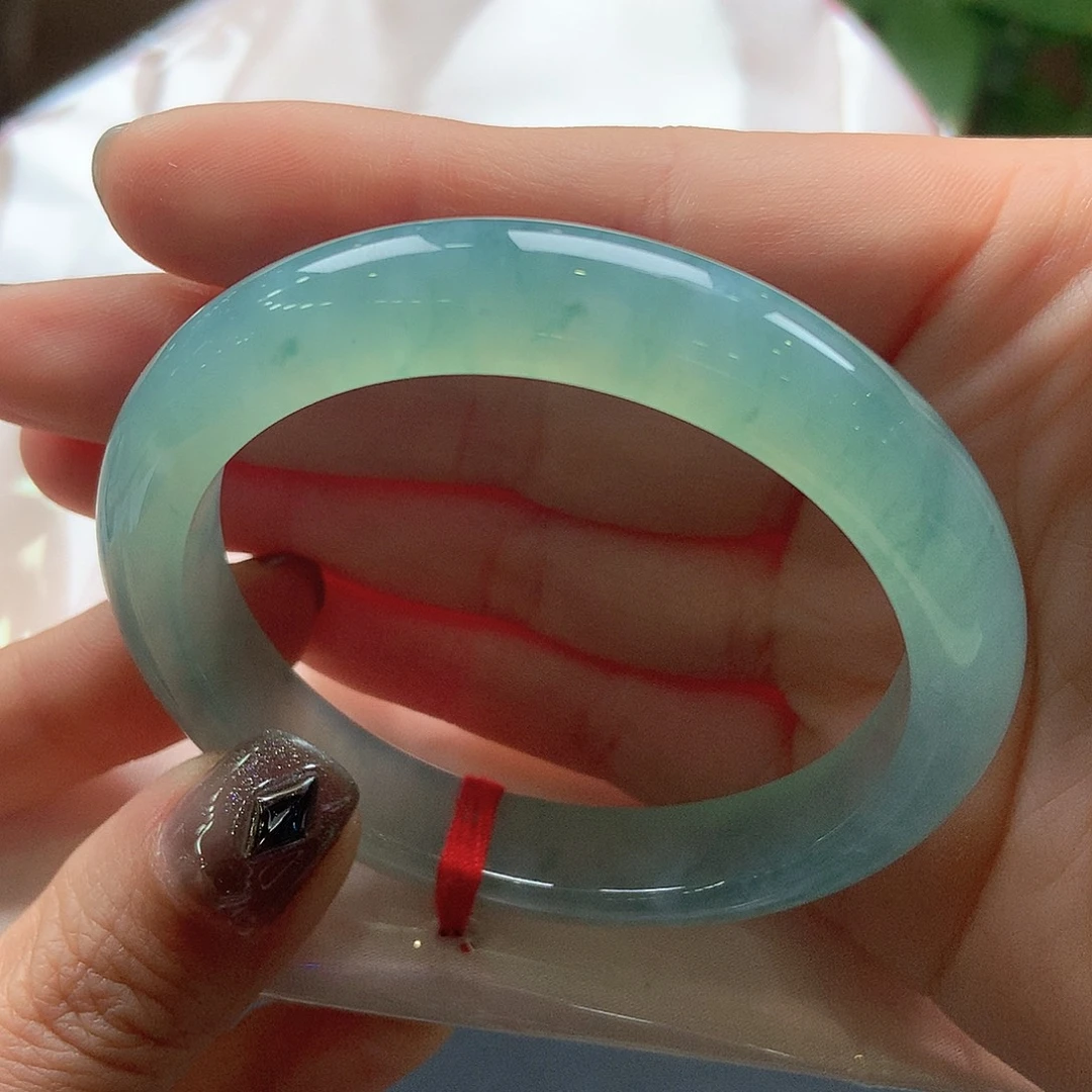 翡翠未镶嵌手镯62