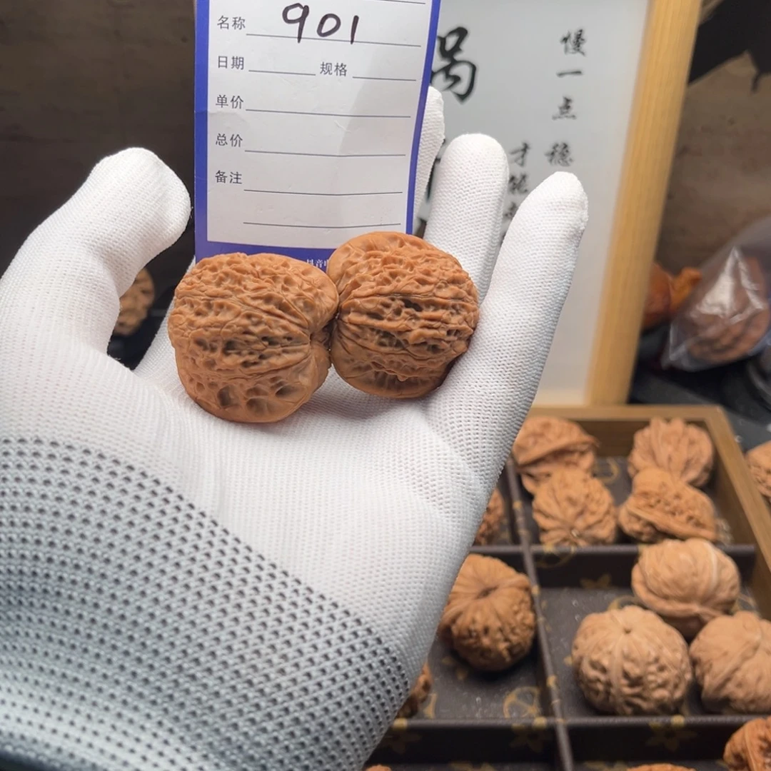 文玩核桃把件901血麒麟38全品