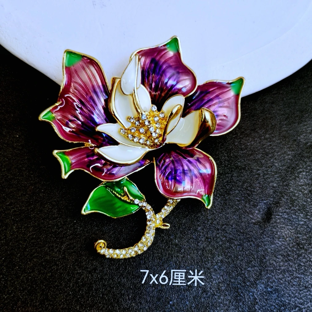 铜合金胸针 AYT 063 山茶漫野胸针