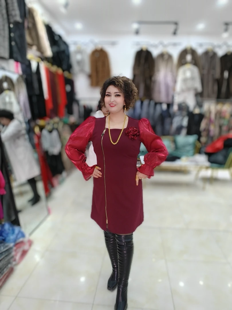 新款的连衣裙时尚女装