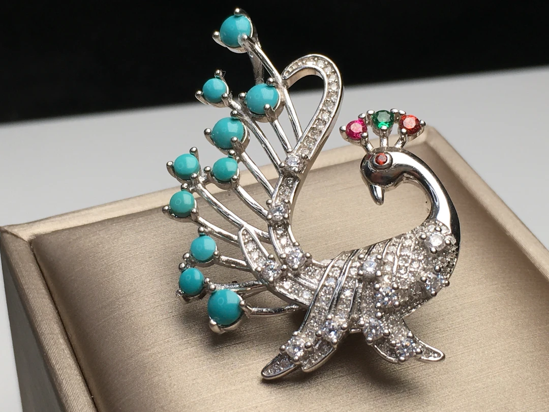 湖北十堰高瓷高色天然原矿绿松石胸针吊坠两用孔雀胸饰时尚个