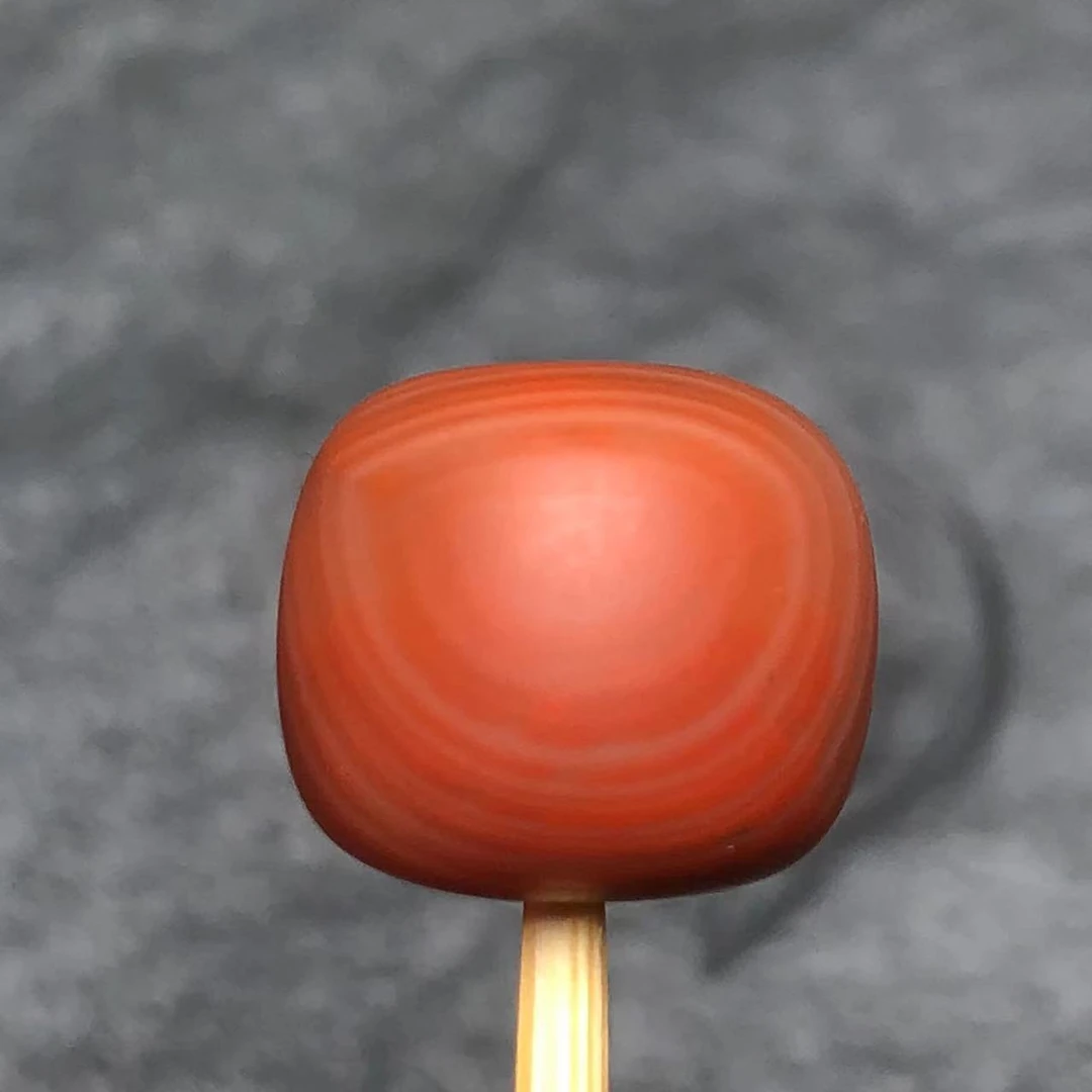 天然原矿南红老邢珠，直径10.8对孔9.8毫米