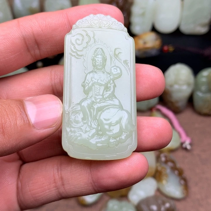 和田玉（糖玉）未镶嵌颈饰