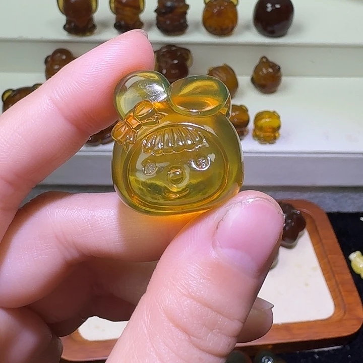 裸石琥珀未镶嵌琥珀