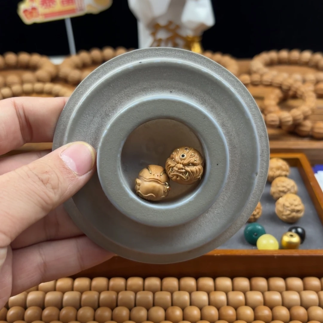 猴头核桃手串写****?九目+文泰