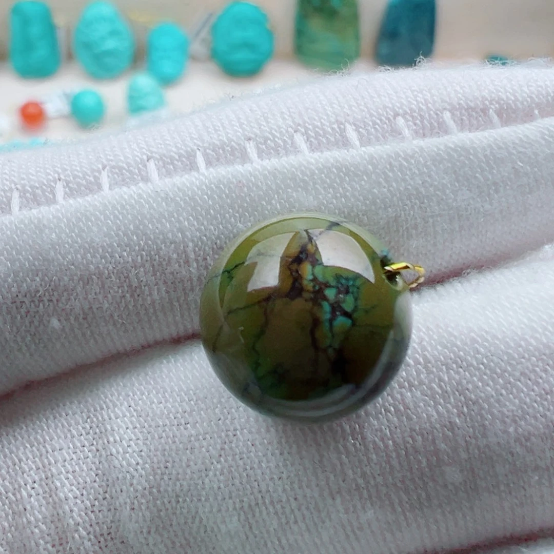 绿松石配饰未镶嵌?***?