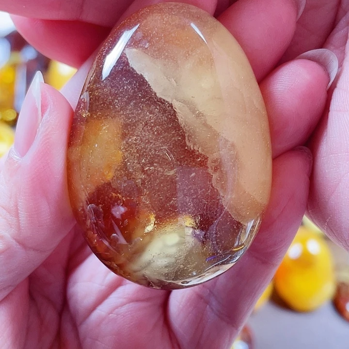 琥珀未镶嵌裸石吊坠