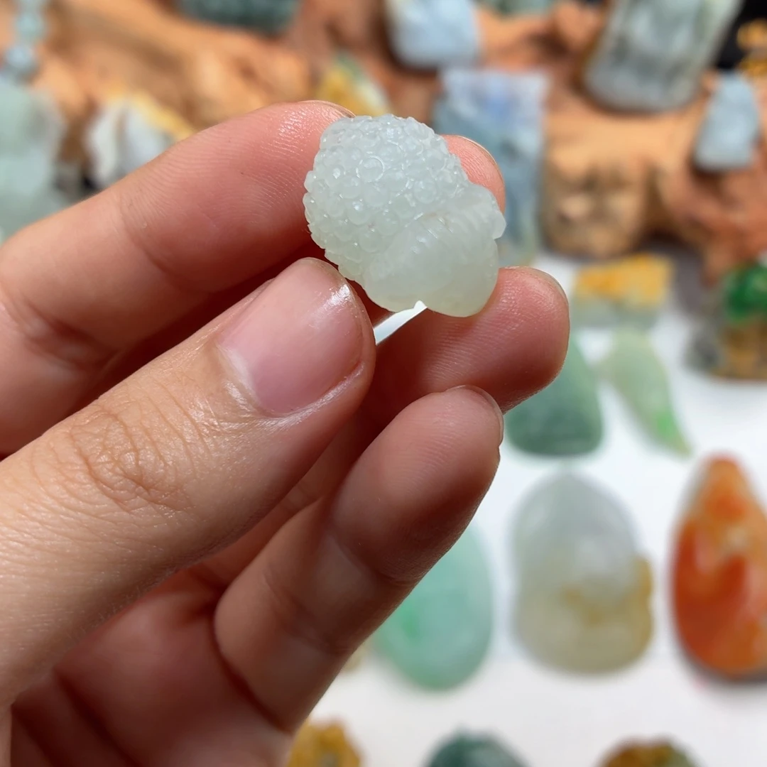 定制翡翠未镶嵌翡翠