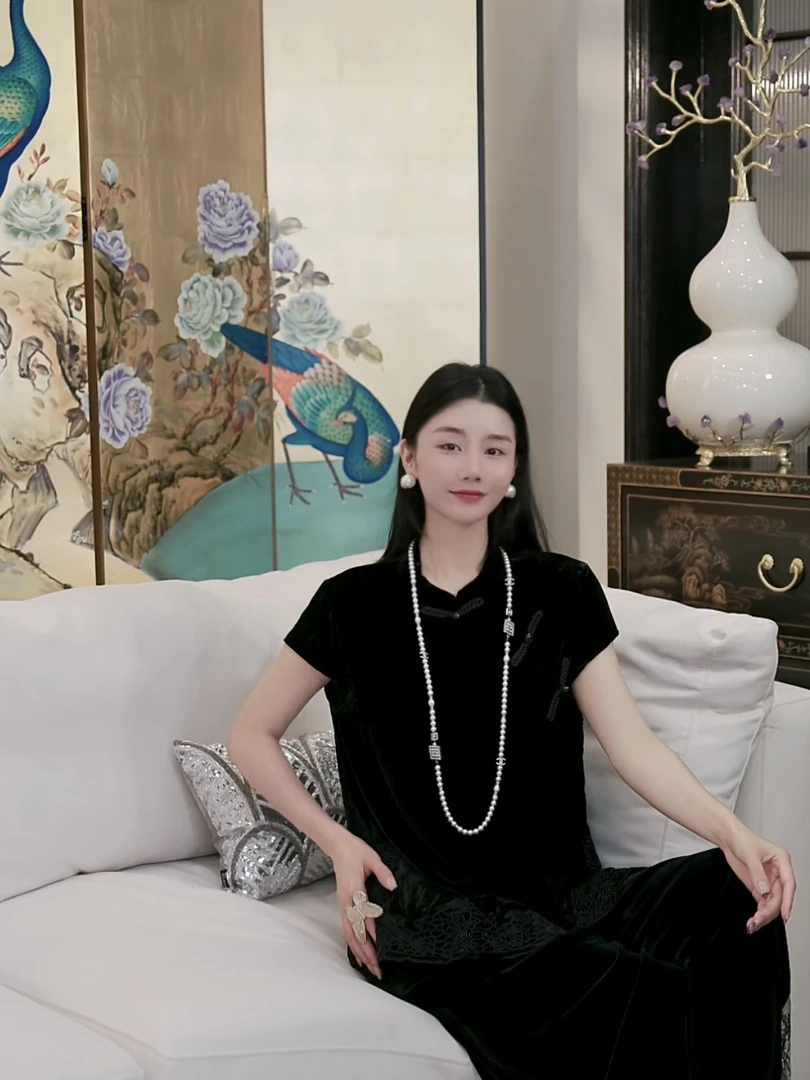 Betty Bairn【匠心/万柳书院】高定系列桑蚕丝短绒上衣25B-BW368