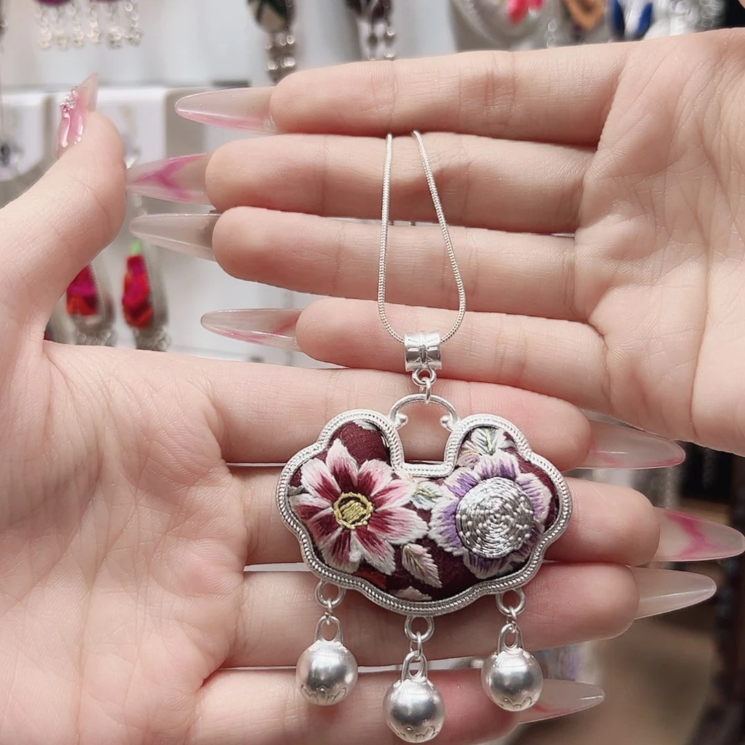 手串/手链核桃刺绣耳环