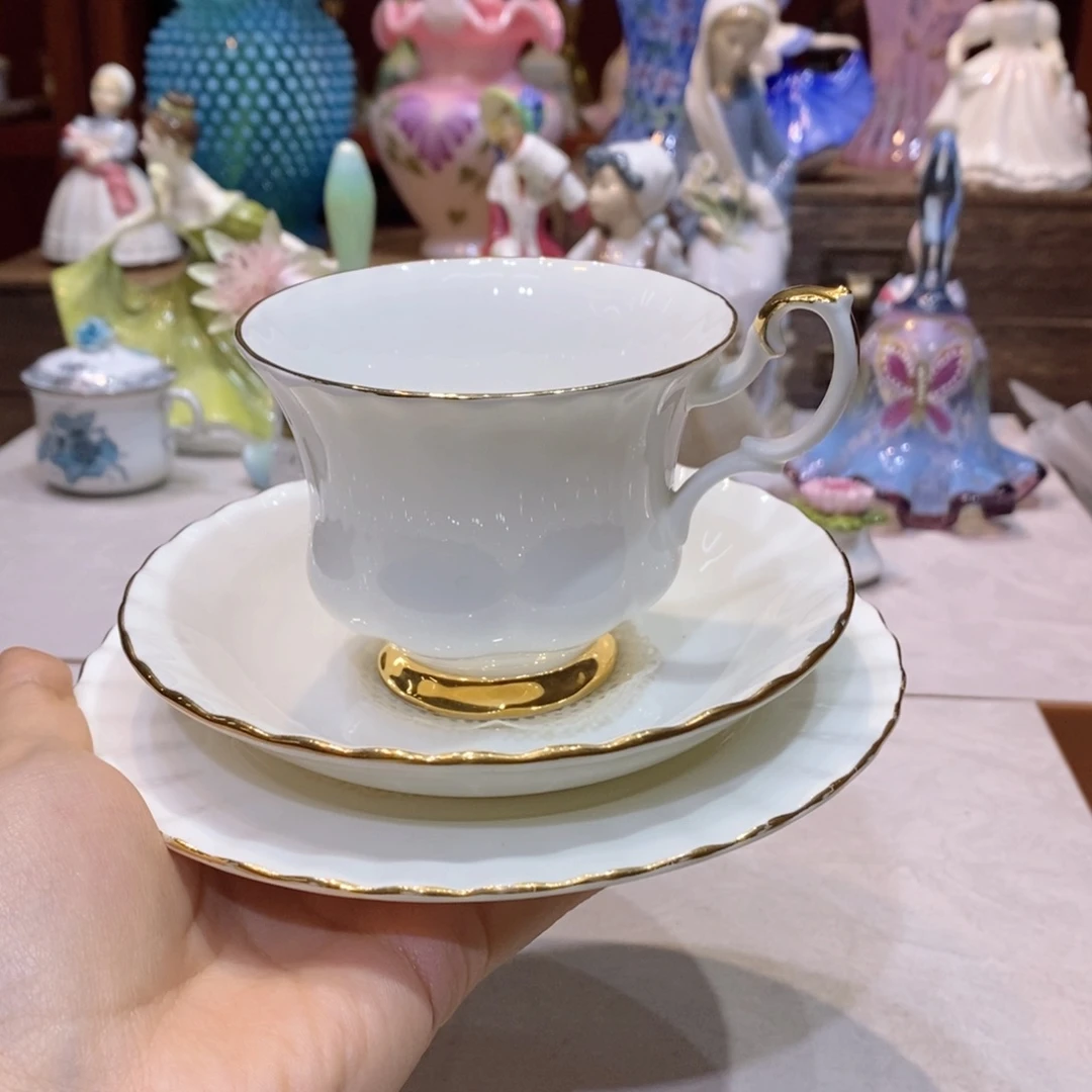 瓷片白金汉一杯两碟啊啊啊