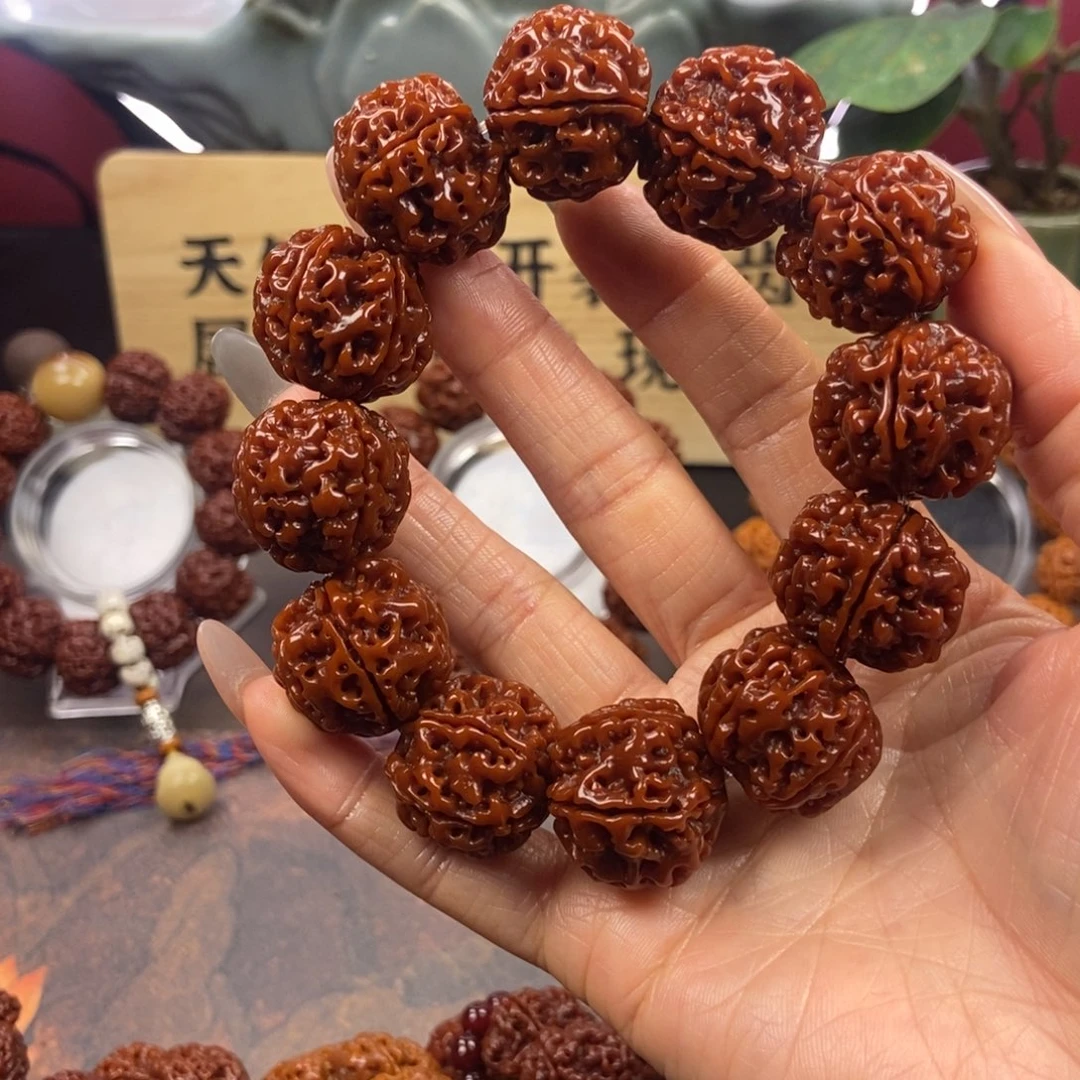 金刚菩提吊坠523 素。