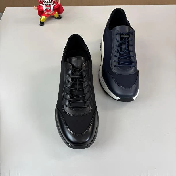 单款，0912广州胎牛皮拼接科技布时尚高档休闲鞋