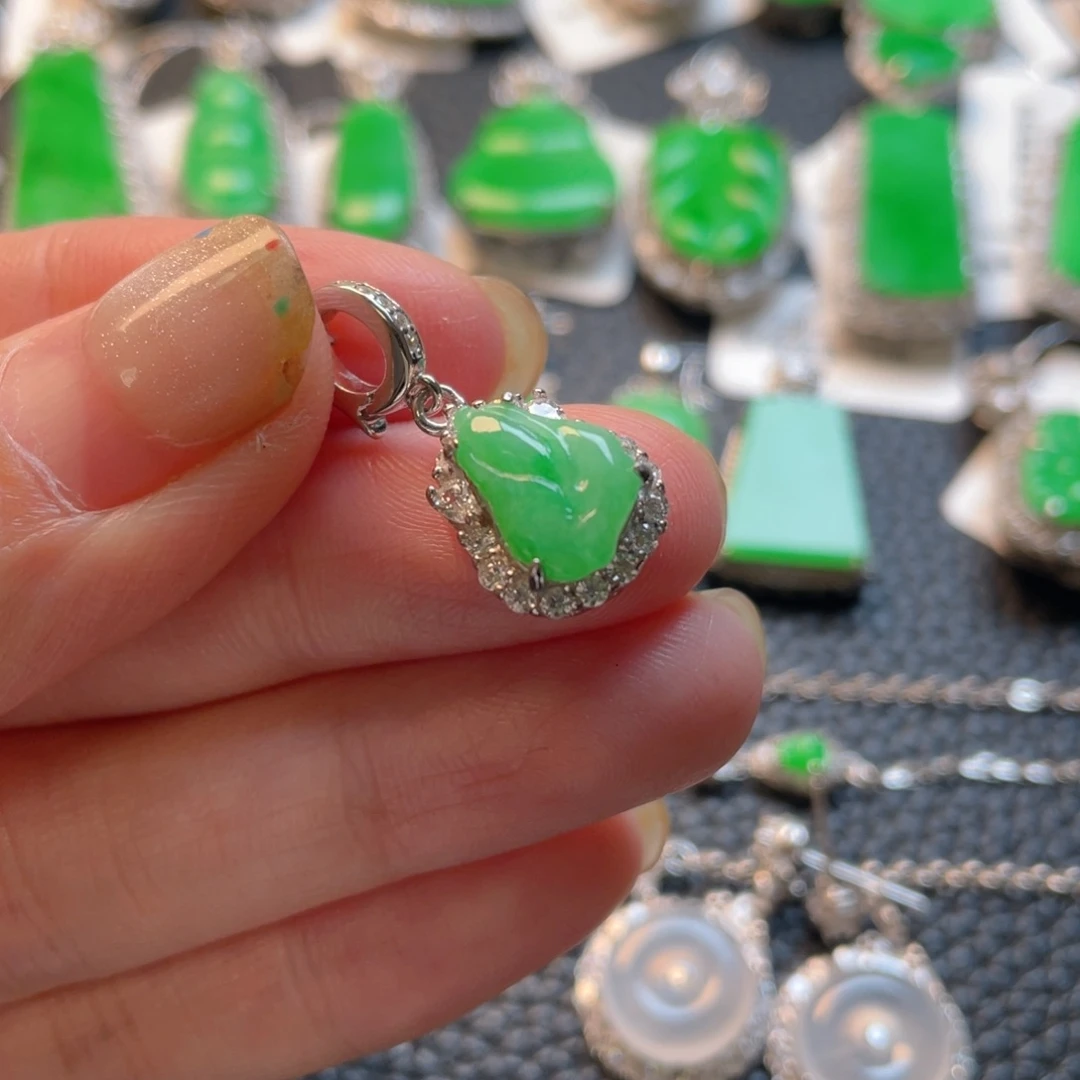 翡翠银S925镶嵌吊坠(不含链)