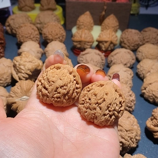 核桃文玩核桃南疆石1号