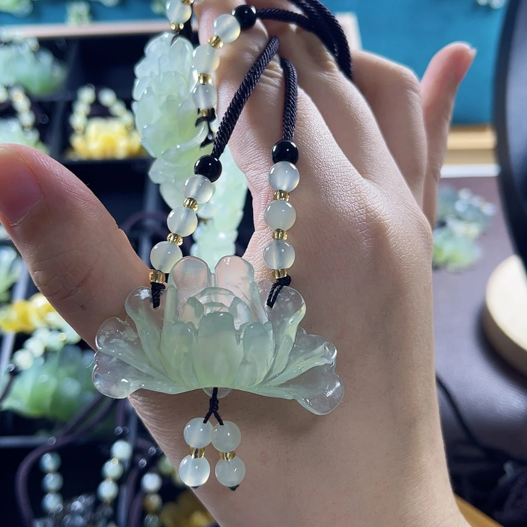 蛇纹石玉颈饰合金好*