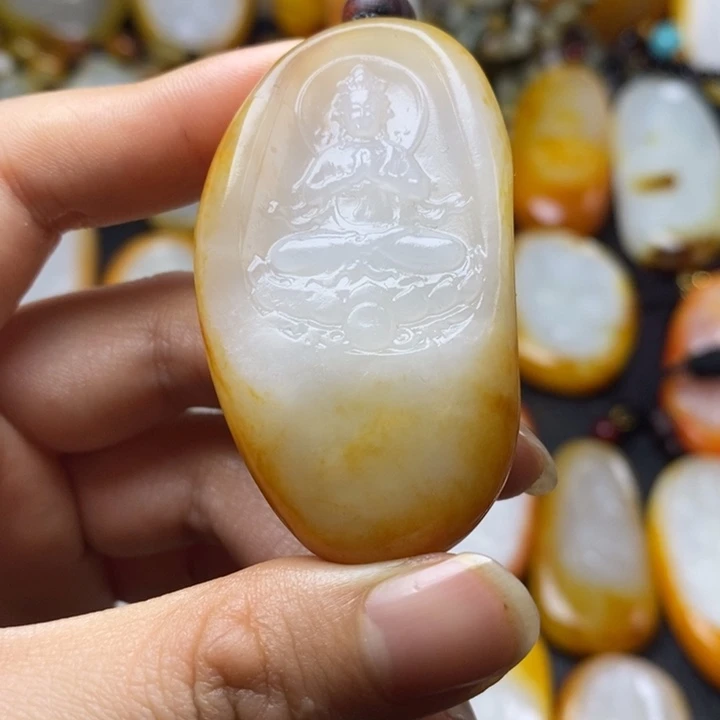 和田玉未镶嵌颈饰