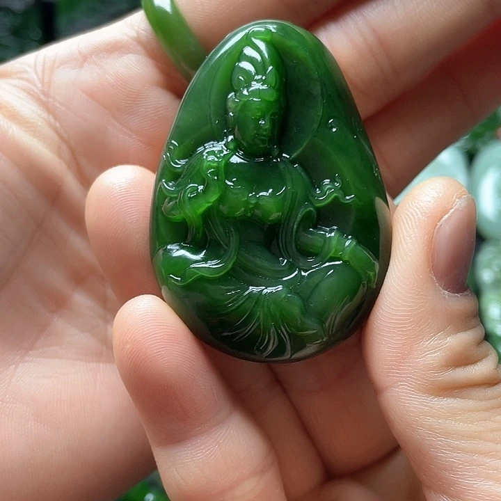 和田玉（碧玉）颈饰未镶嵌