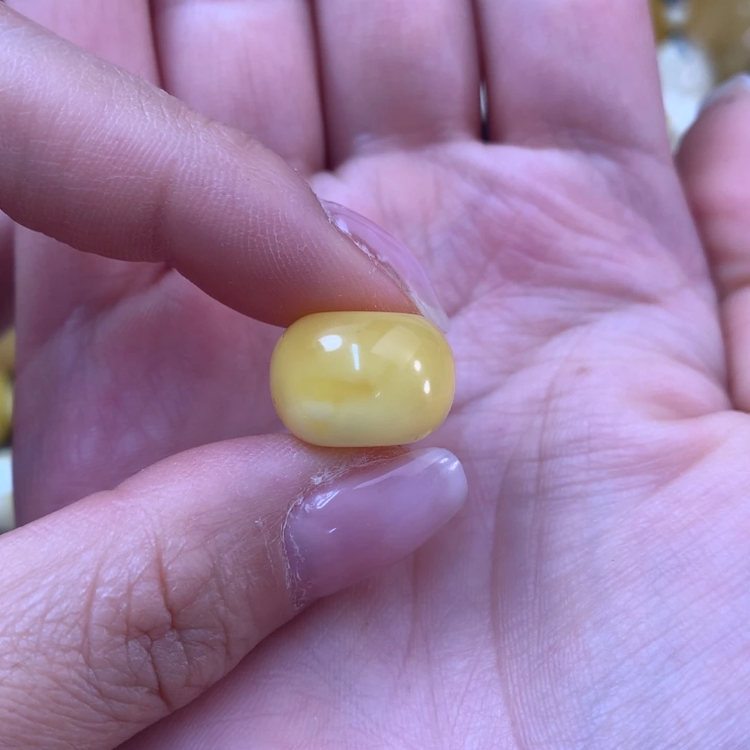 未镶嵌琥珀裸石钱*有蜜蜡