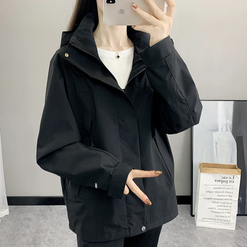 新款爆款2025春秋韩版冲锋外套女户外运动薄款修身显瘦夹克风衣男