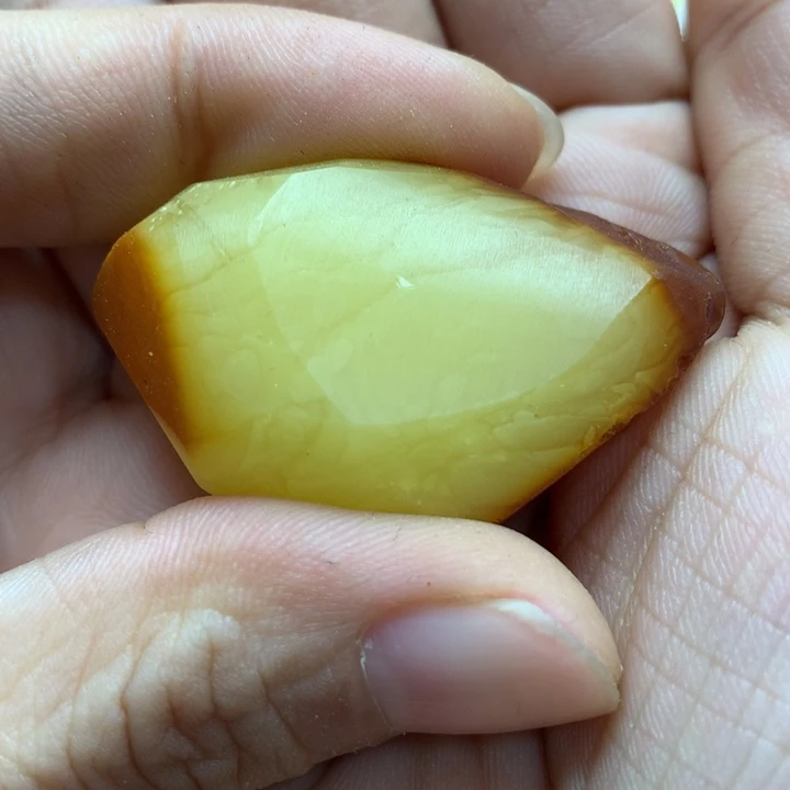 未镶嵌定制琥珀长**生蜜蜡工坊原石定制