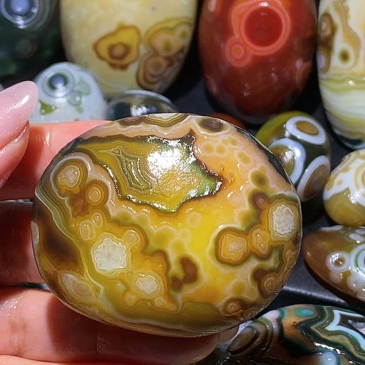 玛瑙/玉髓未镶嵌珠宝奇石21