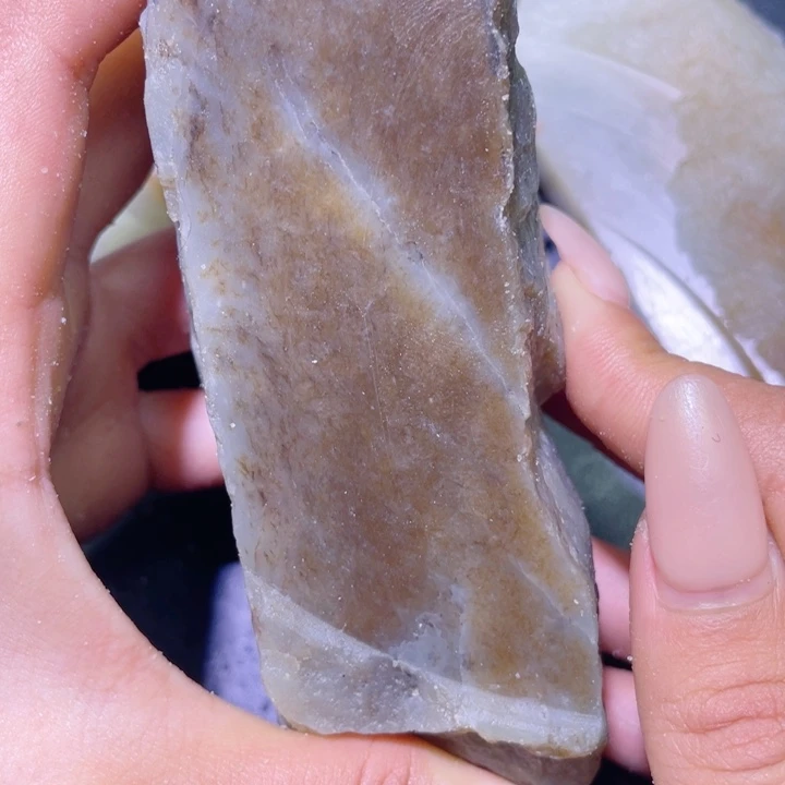 和田玉未镶嵌珠宝半成品