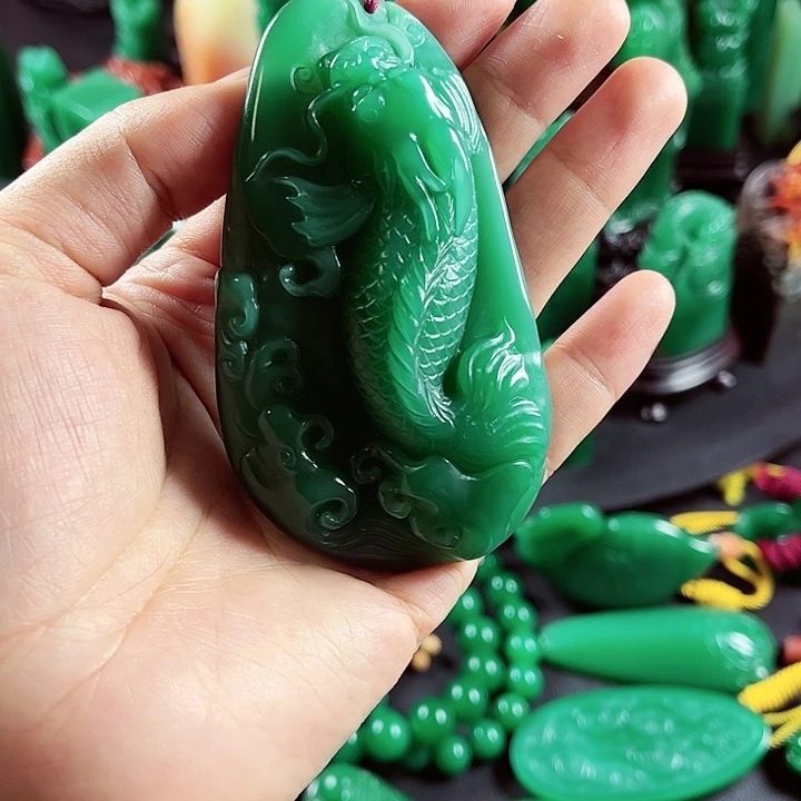 四川石辰**冰雅安绿名贵石材