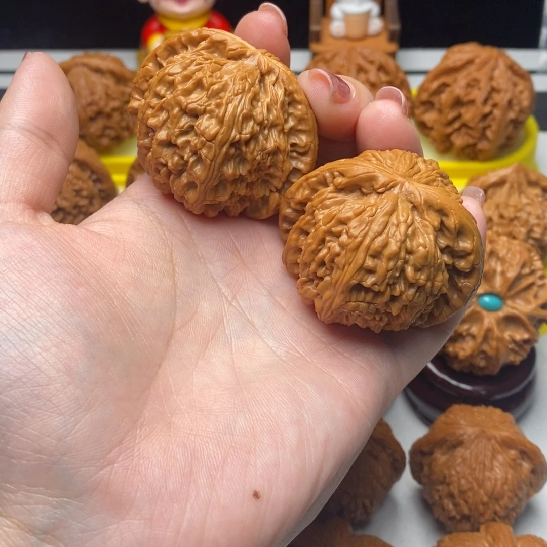 核桃珞*文玩核桃白狮子46