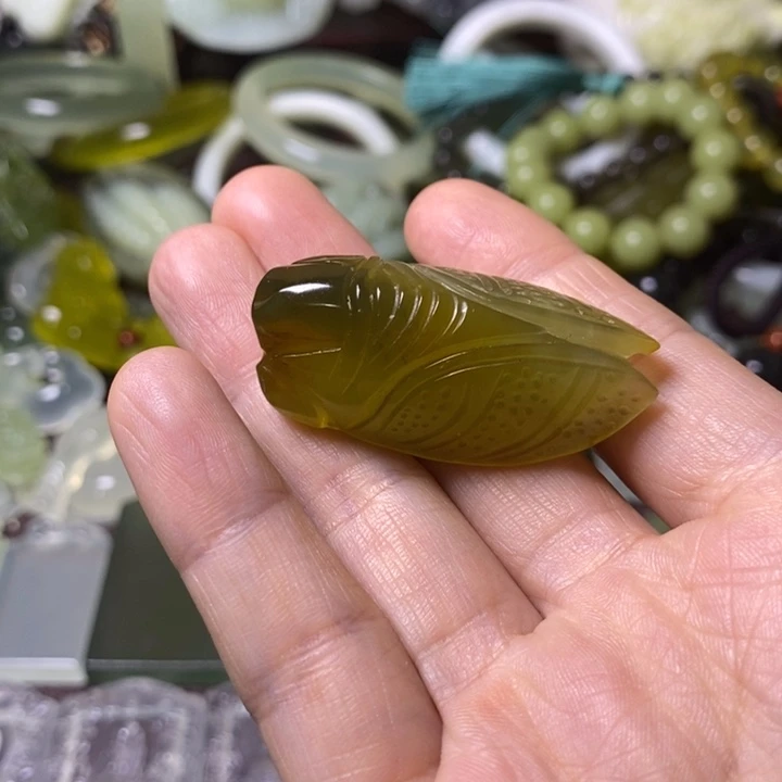 岫玉岫玉挂件未镶嵌