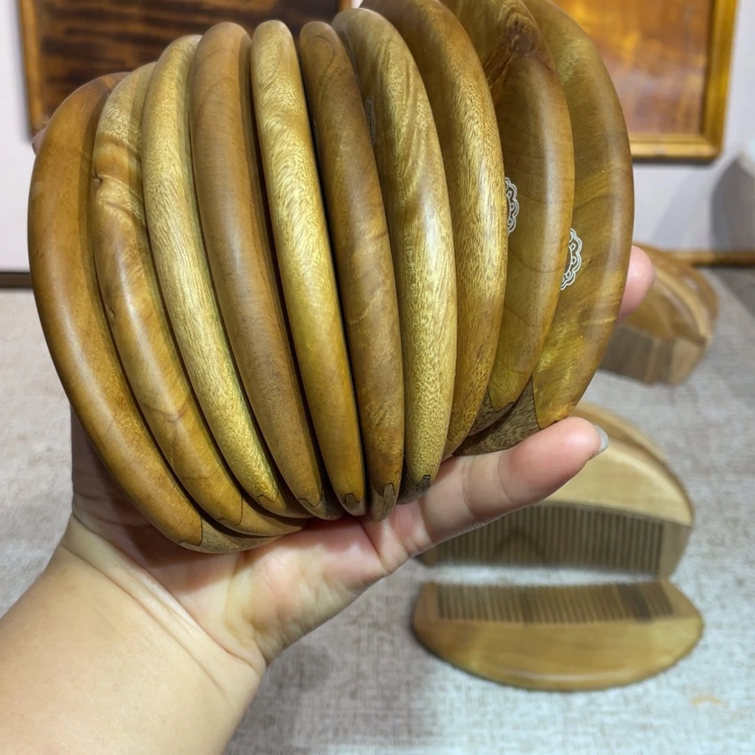 楠木（金丝楠）其他楠**事半月梳十把