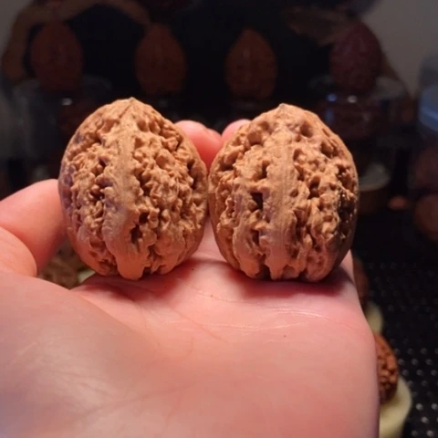 文玩核桃把件粗筋