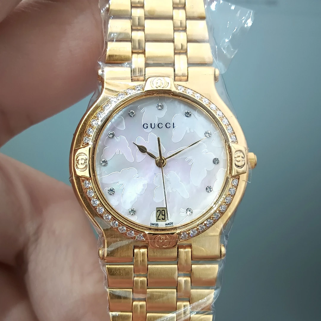 95新 GUCCI/古驰 石英表后镶钻盘31腕16.5/256109314