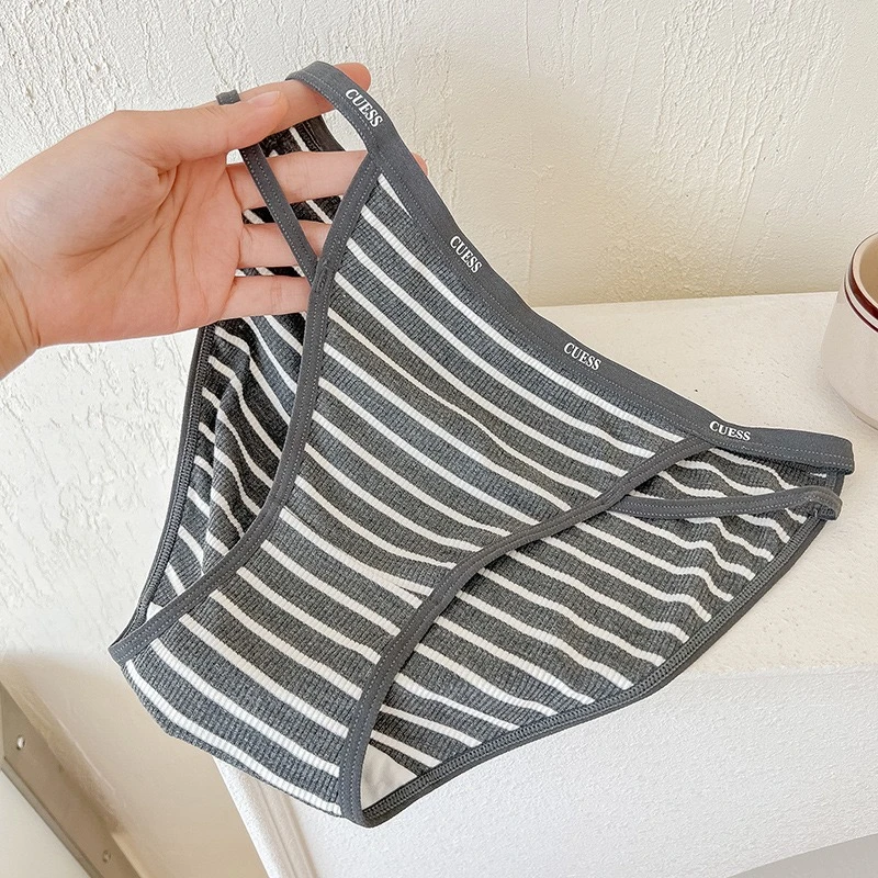 性感清新日系镂空条纹内裤女抗菌无痕舒适纯棉裆小清新中腰三角裤