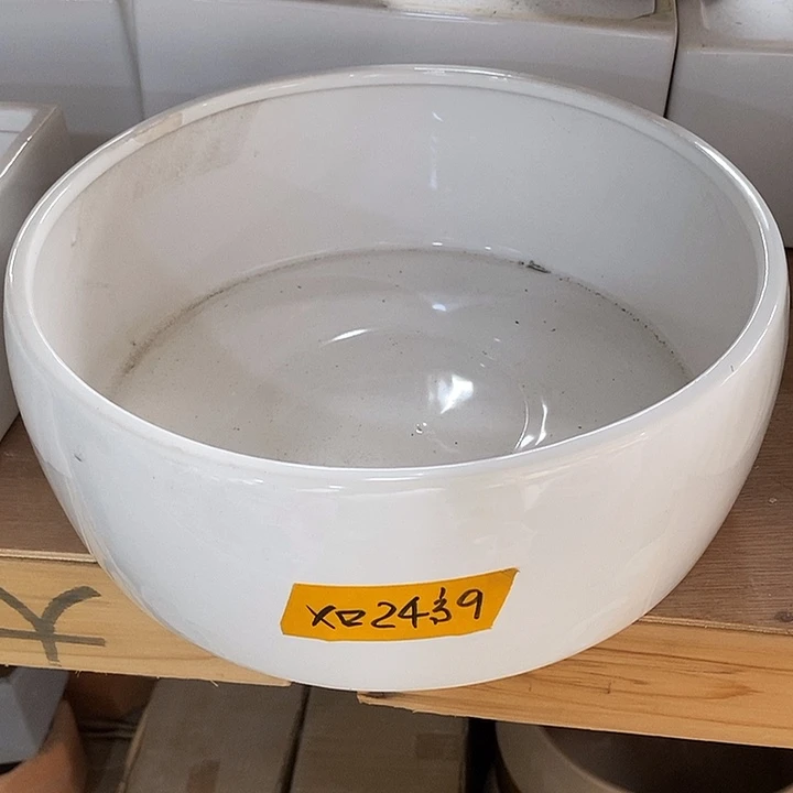 摆件陶盆有孔 微瑕介意勿拍