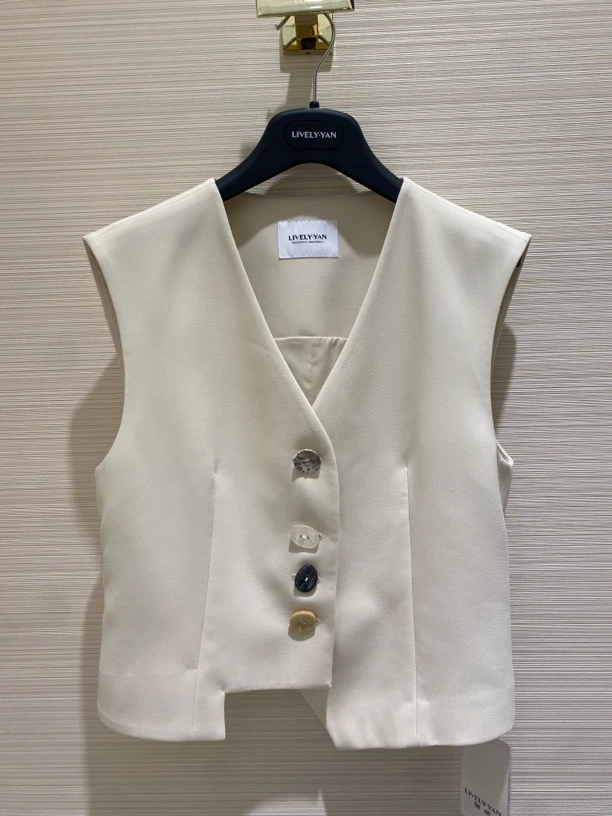 俪妍LIVELY•YAN时尚都市女性西装马甲