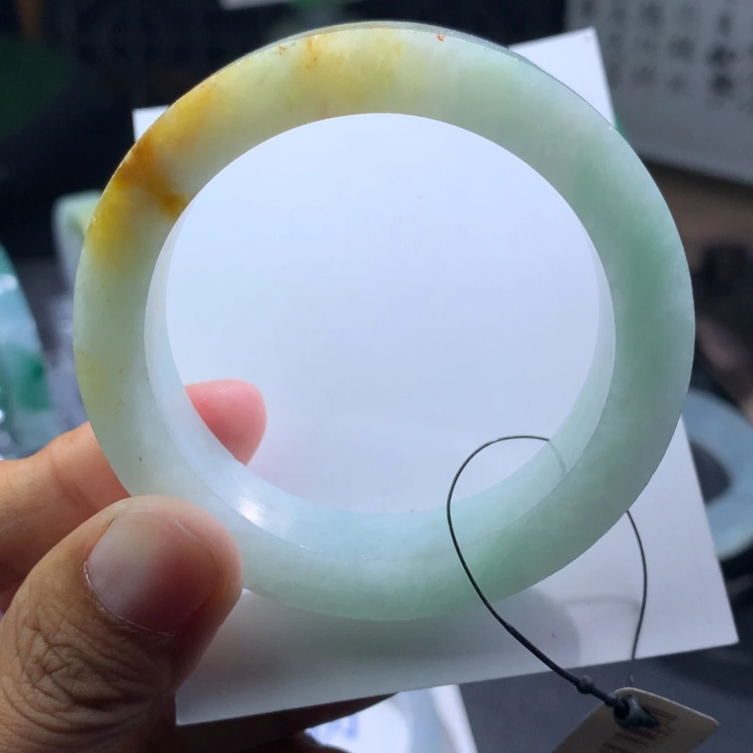 未镶嵌翡翠手镯定制翡翠
