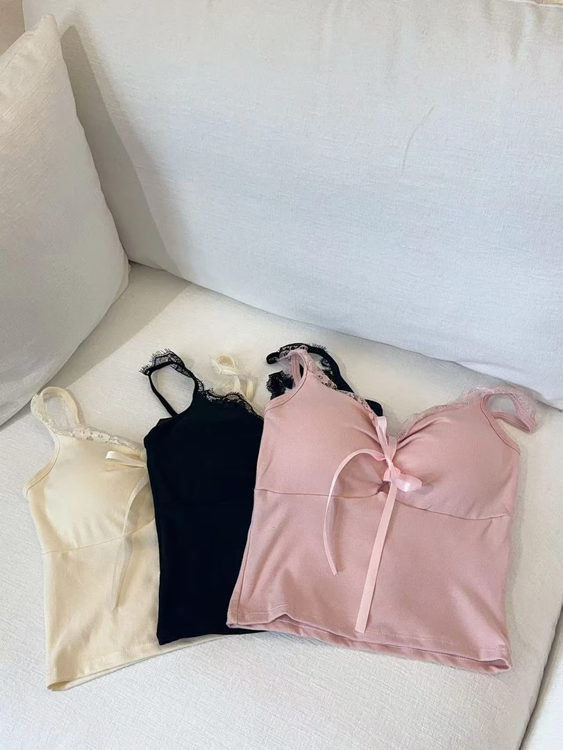 纯欲风蕾丝边挂脖粉色吊带背心女春季内搭磨毛保暖带胸垫打底上衣