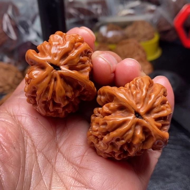 核桃手串/手链大*招财鼠