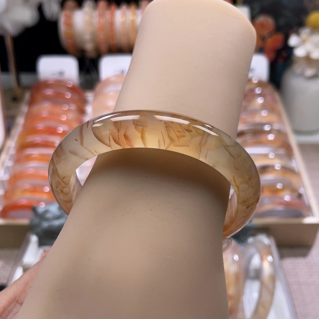玛瑙/玉髓未镶嵌手镯60.6mm