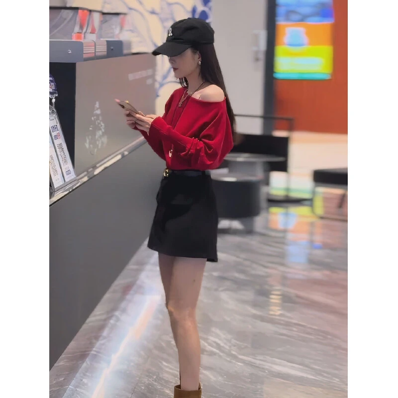 一字肩套头针织上衣女2025新款早秋正流行温柔风姐系穿搭红色毛衣