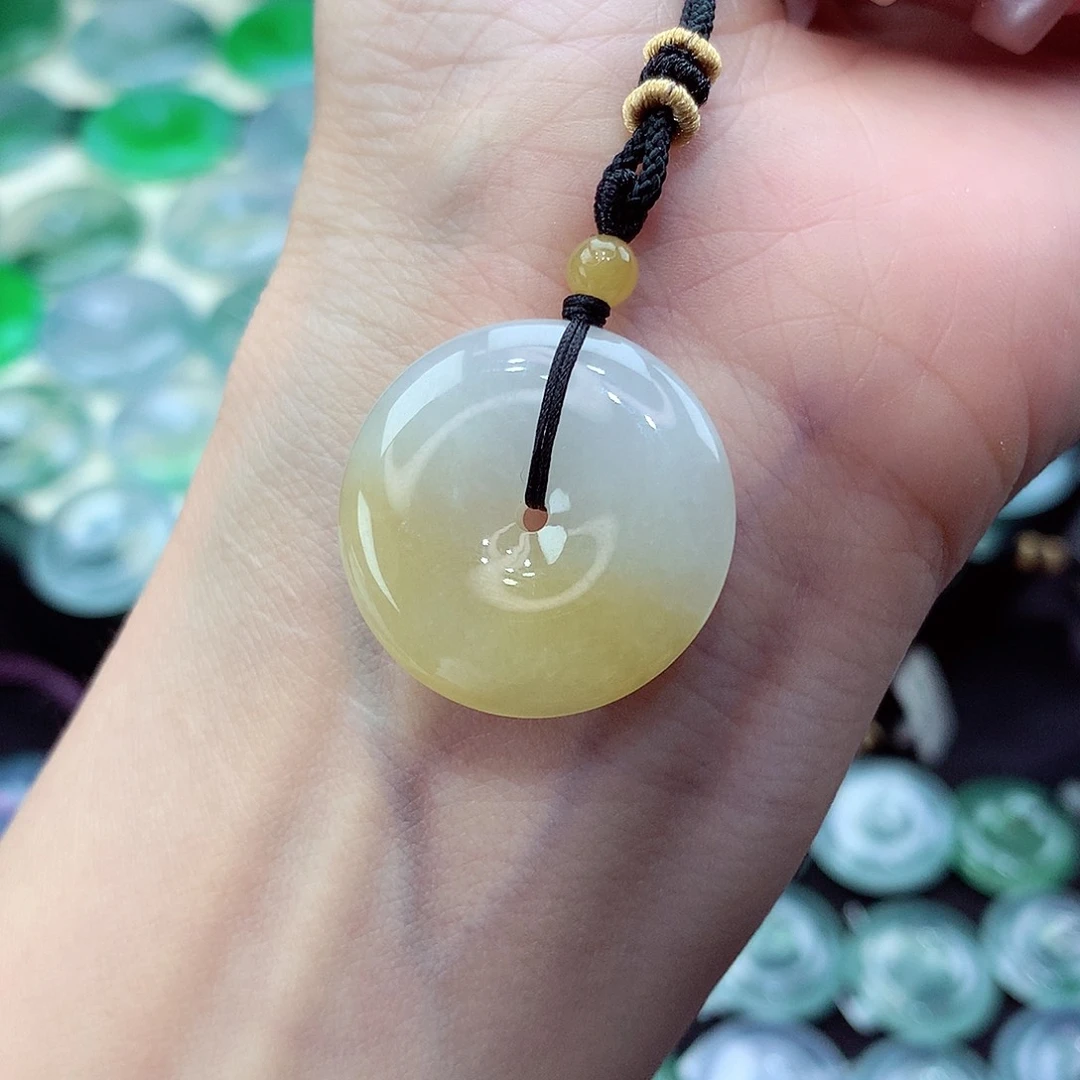 翡翠未镶嵌颈饰编号83尺寸24-5.8