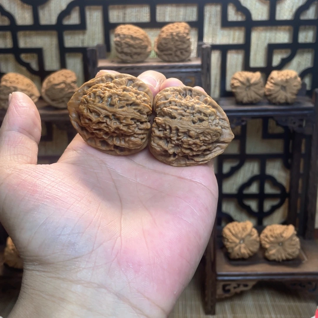 文***库南疆石文玩核桃