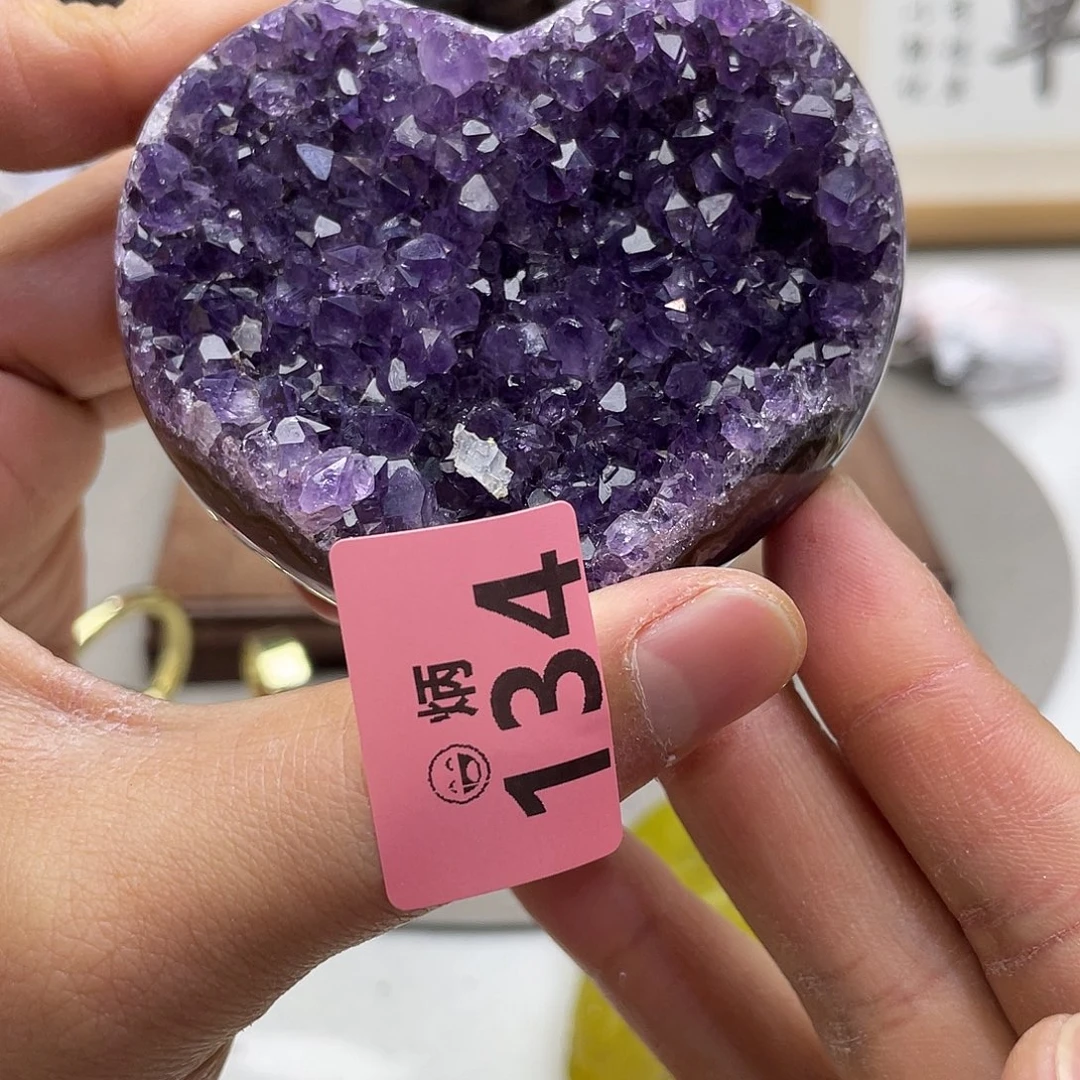 未镶嵌水晶大型摆件（非配饰）