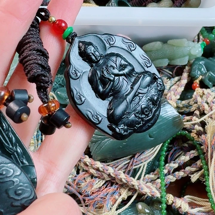 和田玉挂件未镶嵌