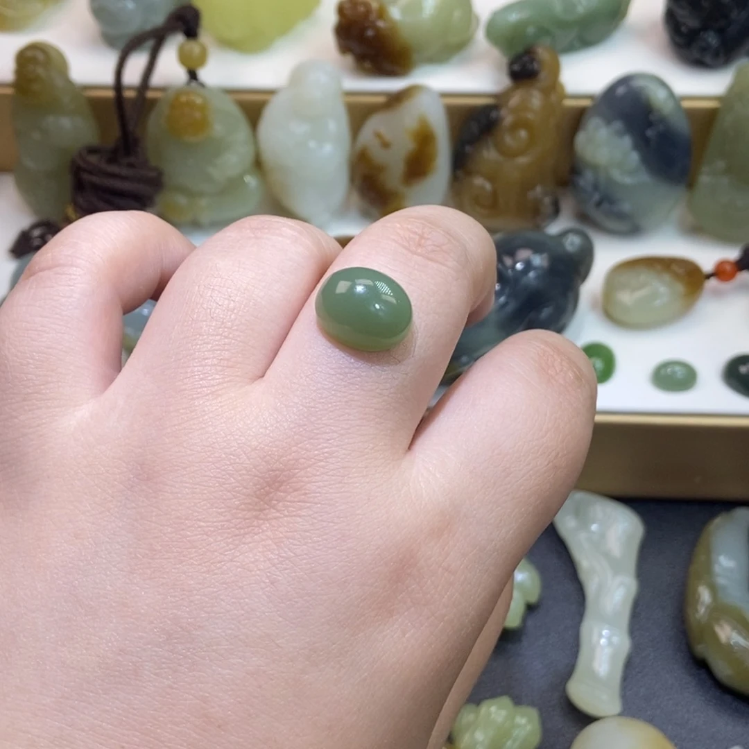 和田玉未镶嵌吊坠(不含链)