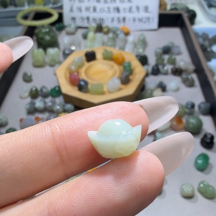 未镶嵌和田玉珠宝半成品