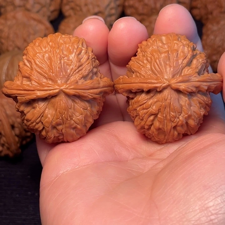 文玩核桃把件白狮子44