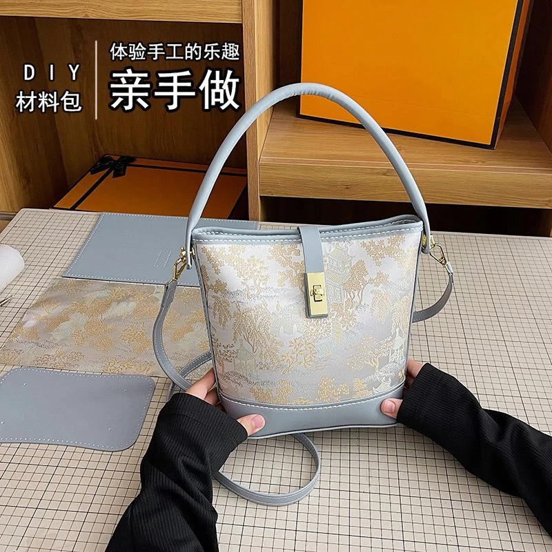 2025新款手工编织diy刺绣水桶包自制白搭单肩斜挎大包女送礼物