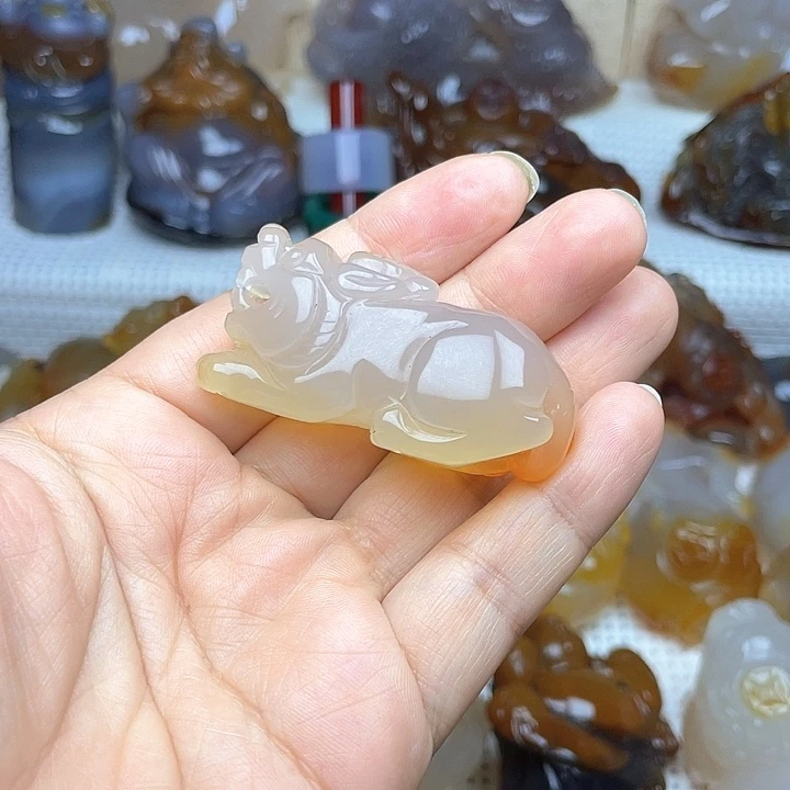 玛瑙/玉髓饰品未镶嵌沐*?